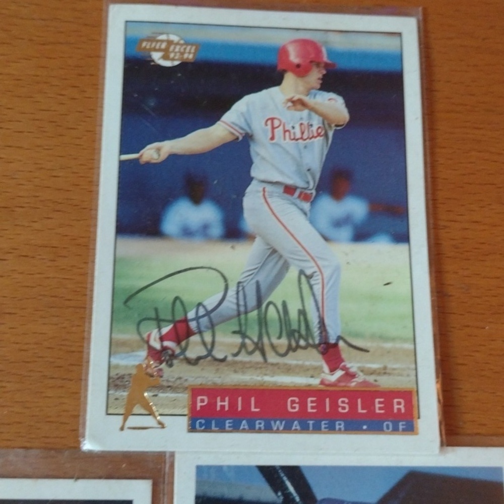 Autographed Rookie BB CARDS - Picture 5 of 5